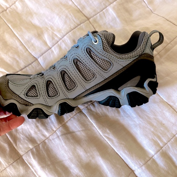 Oboz women’s Sawtooth ll Low (sawtooth 2) BLUE! Hiking boots. - Picture 5 of 13